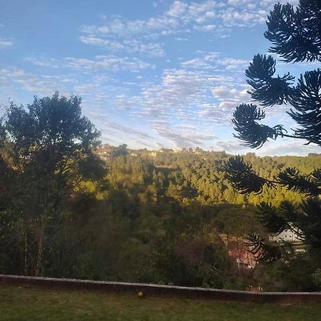 Loft Aconchegante - Vista Para As Montanhas Кампус-ду-Жордан Екстер'єр фото